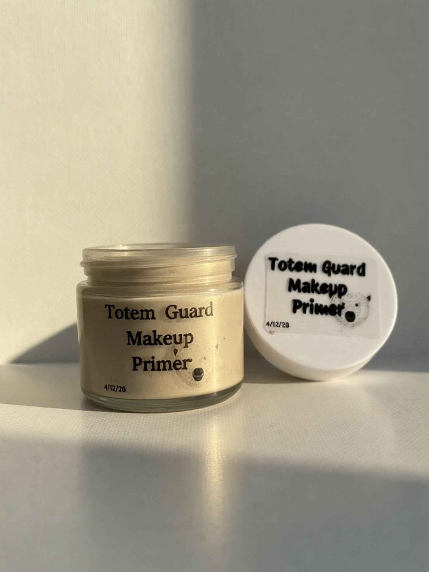 Totem Guard Pore Blurring Primer - Clarifying Face Makeup Primer
