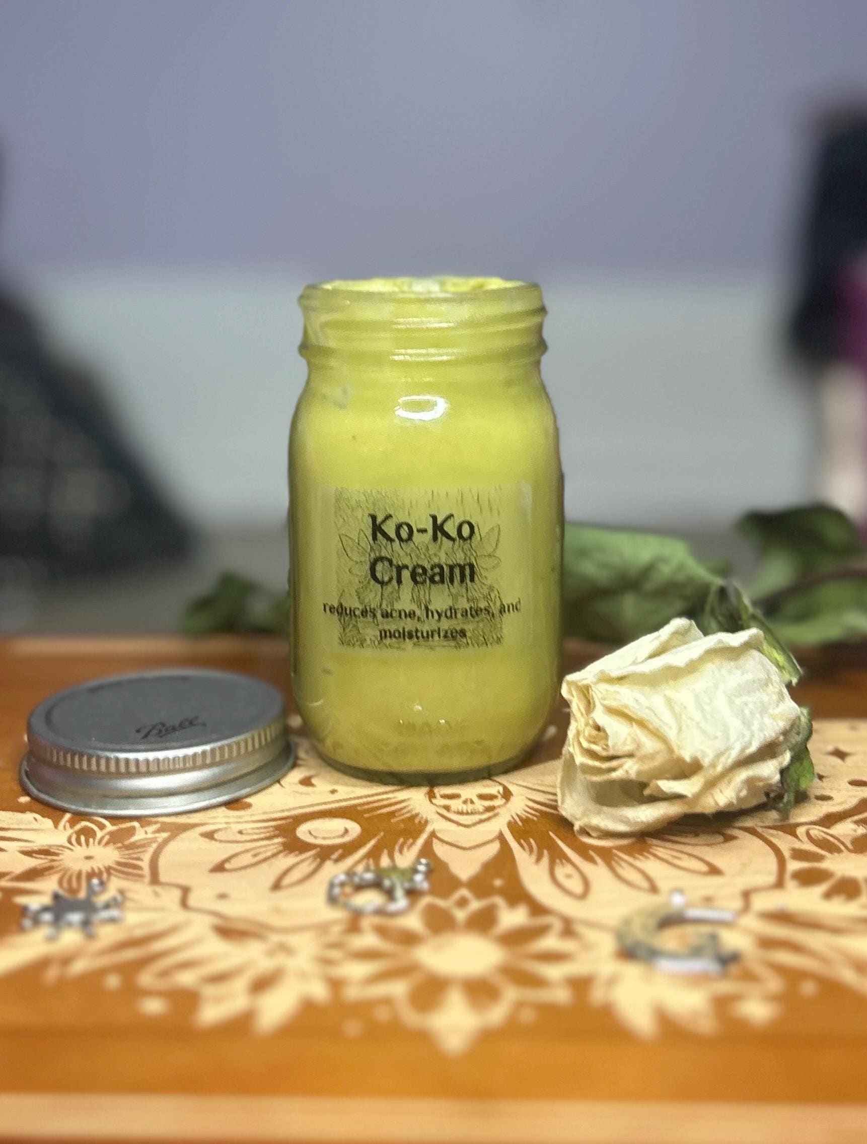 Ko-Ko Cream- clarifying , moisturizes and hydrates